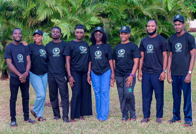 les membres de l'équipe Sirina